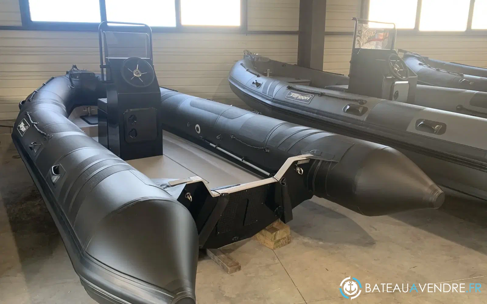 slider 1 Tarpon AD 55