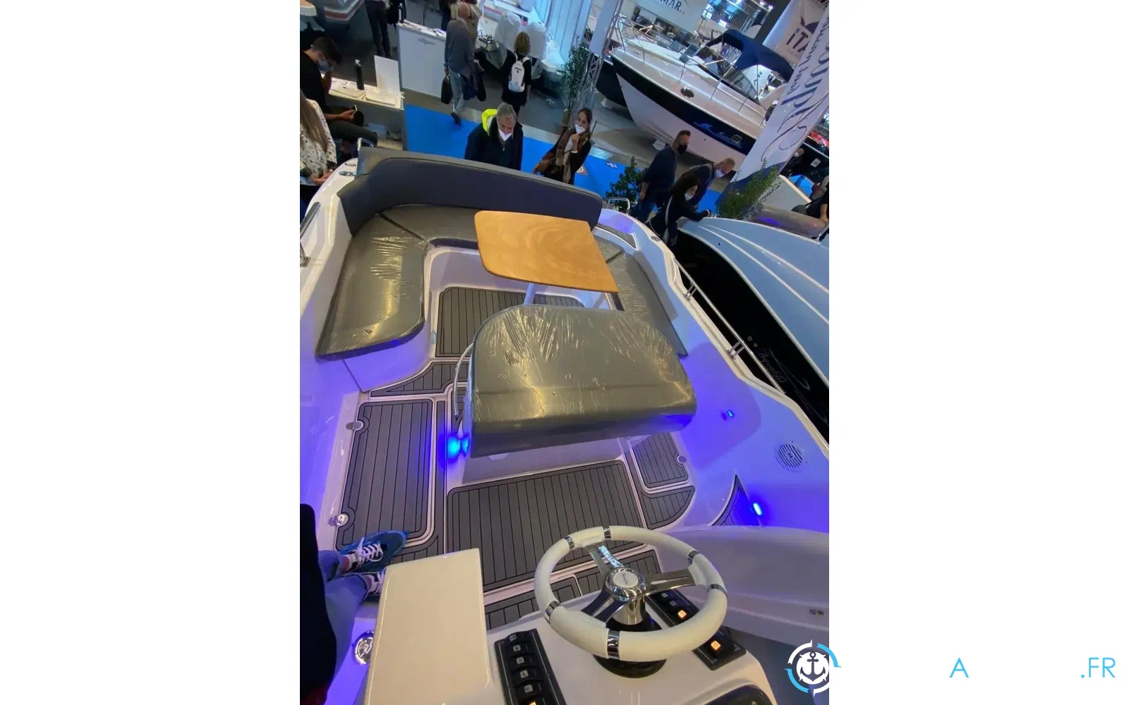 slider 7 Aquabat Sport Infinity 850 WA Luxe