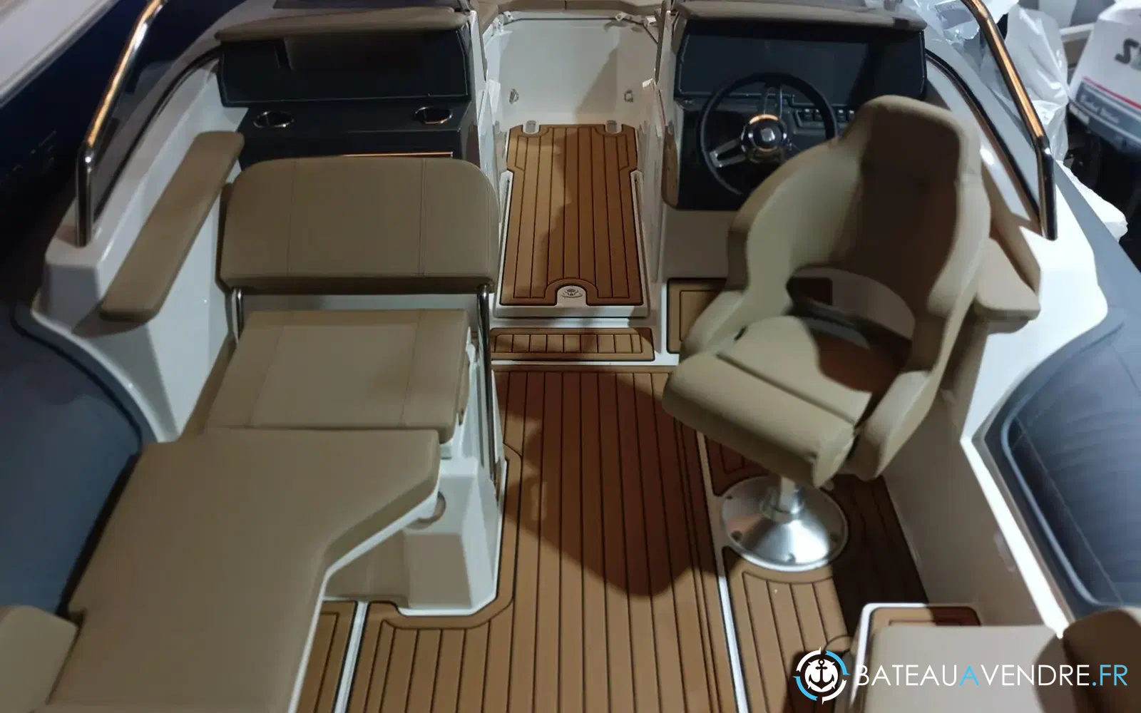 slider 9 Marlin Boat 24 Sr