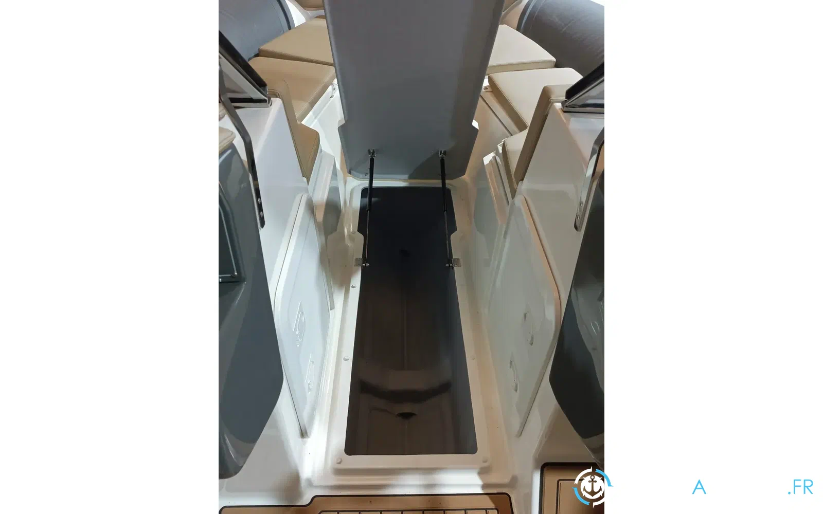 slider 15 Marlin Boat 24 Sr