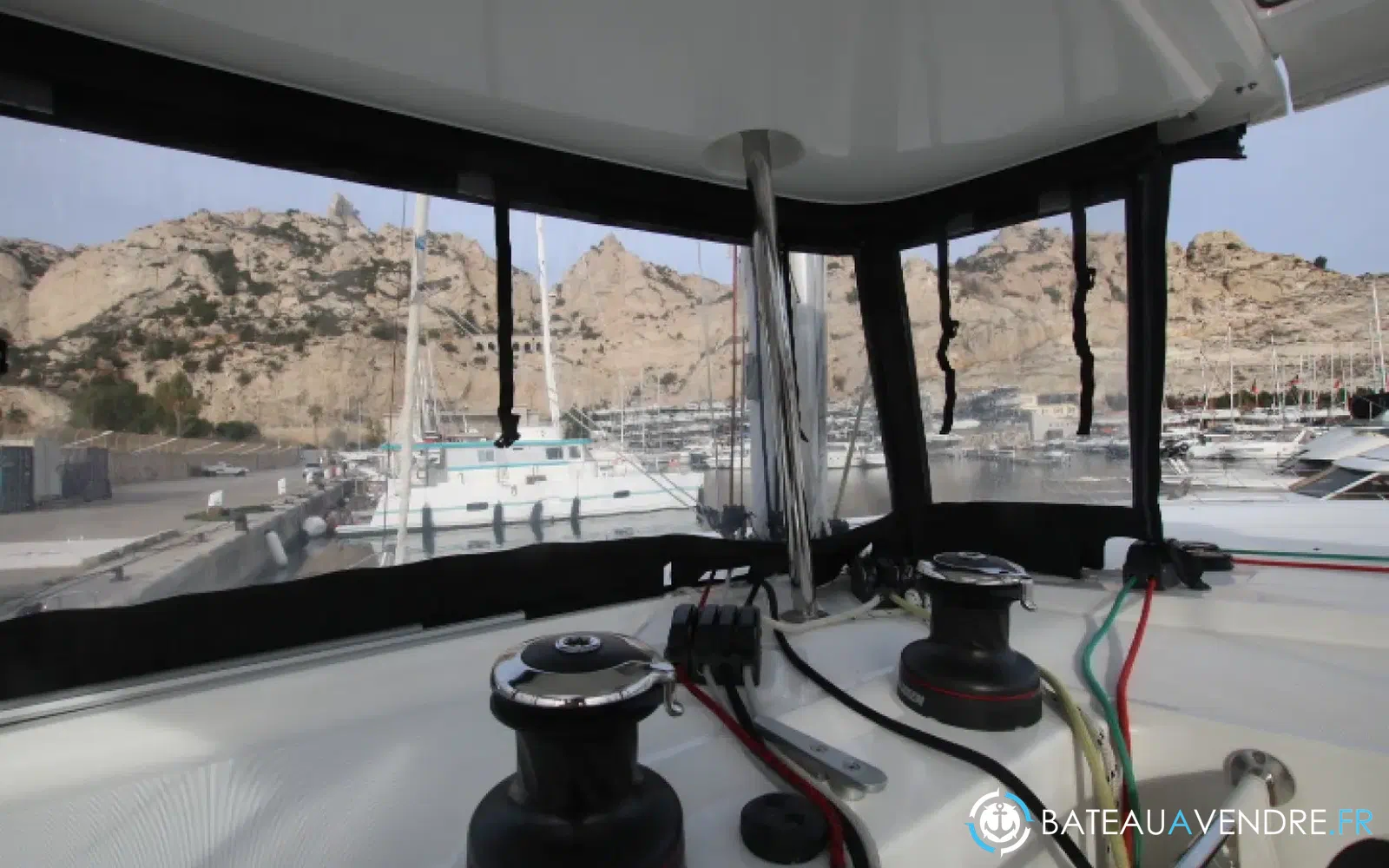 slider 9 Lagoon 42