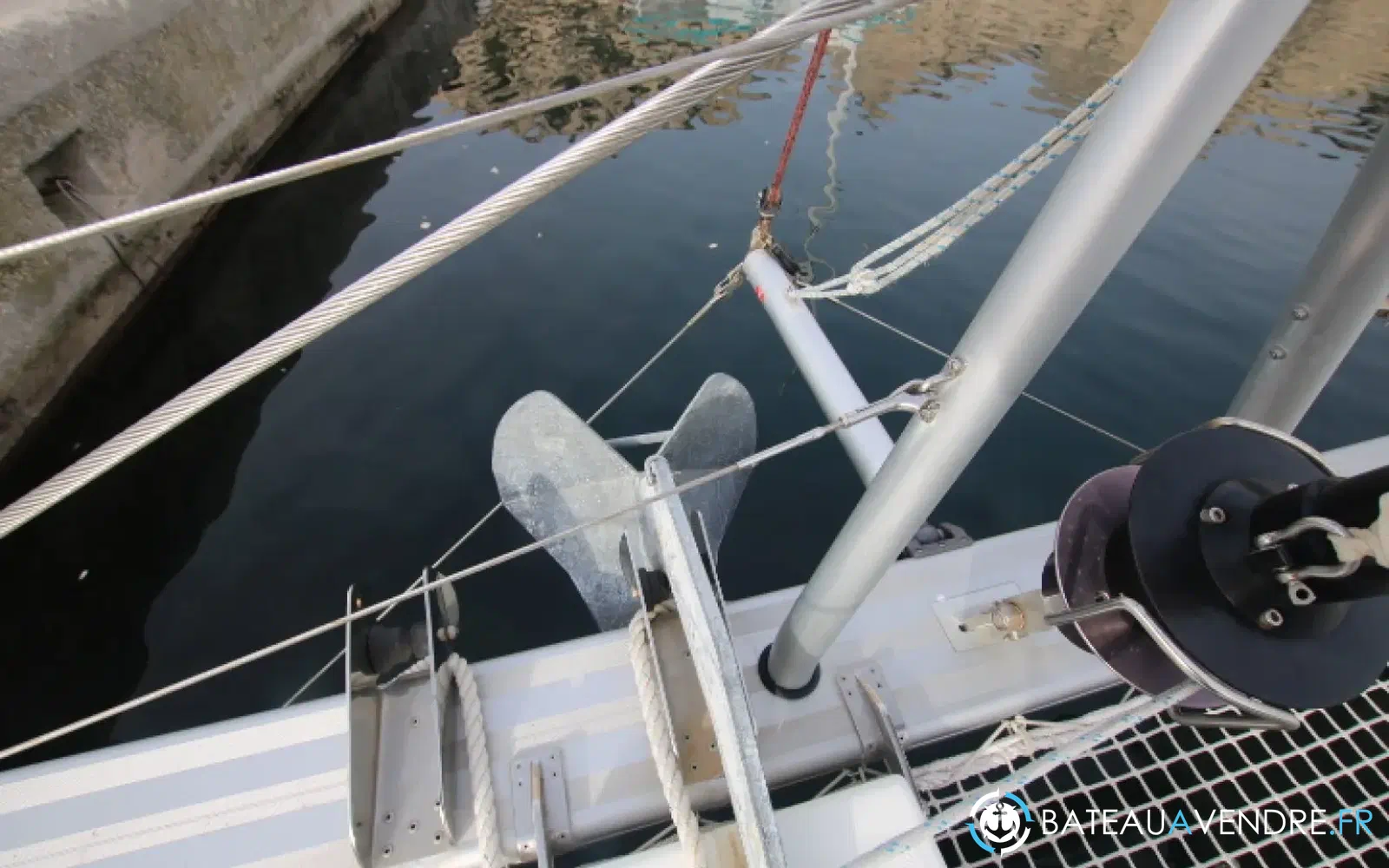 slider 12 Lagoon 42