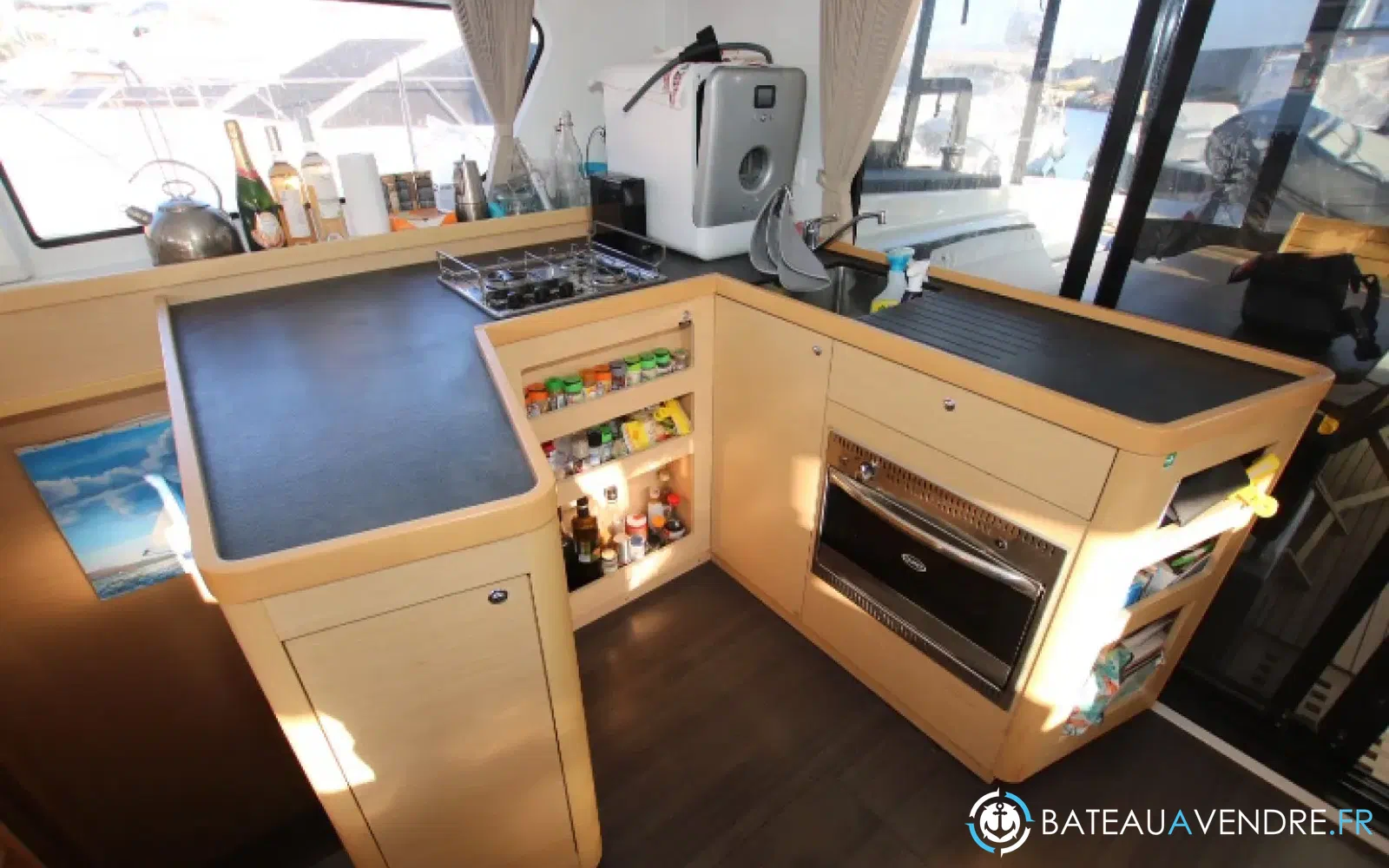 slider 22 Lagoon 42