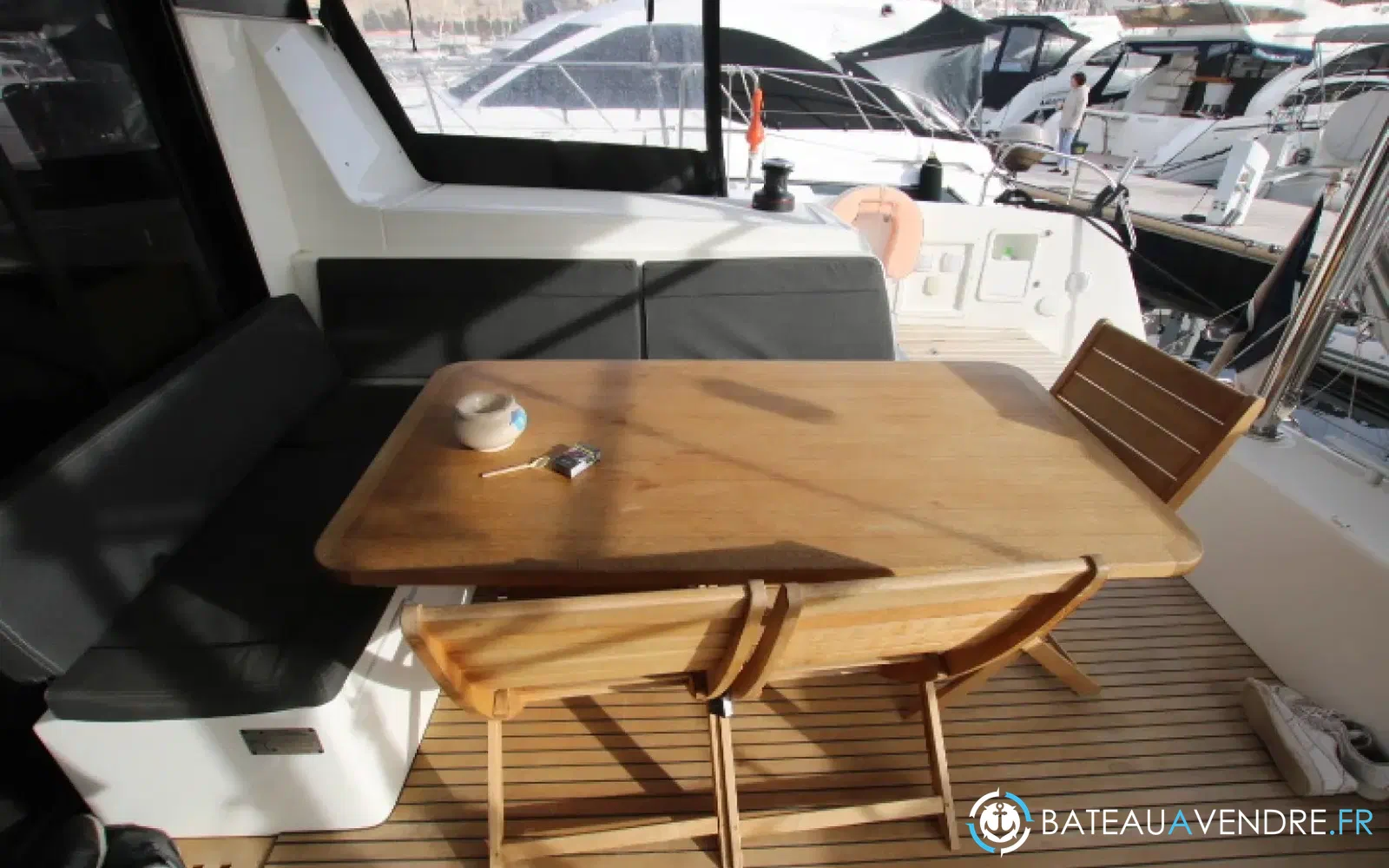 slider 2 Lagoon 42
