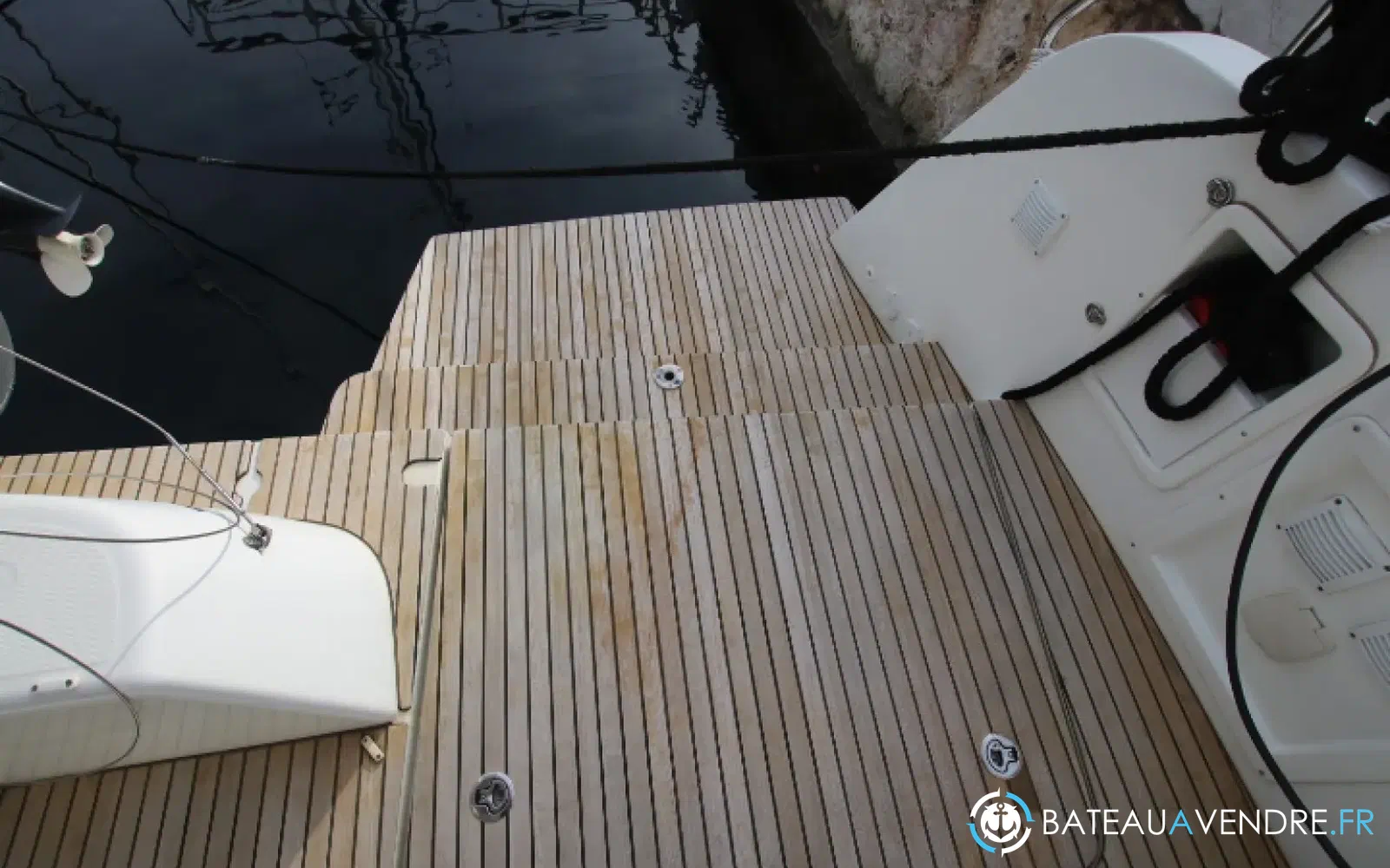 slider 4 Lagoon 42