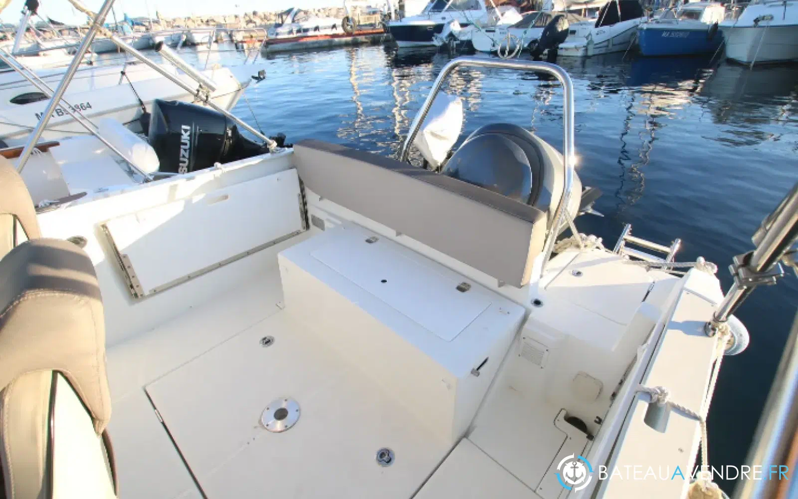 slider 12 Jeanneau Cap Camarat 7.5 CC Serie 2 Style