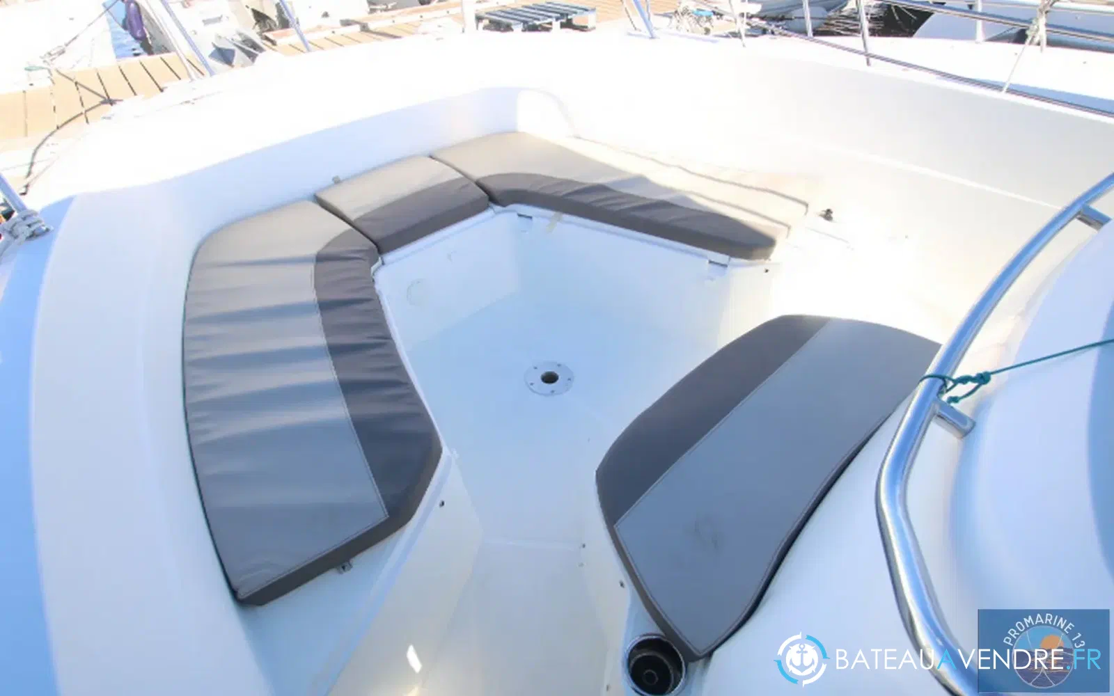 slider 6 Jeanneau Cap Camarat 7.5 CC Serie 2 Style