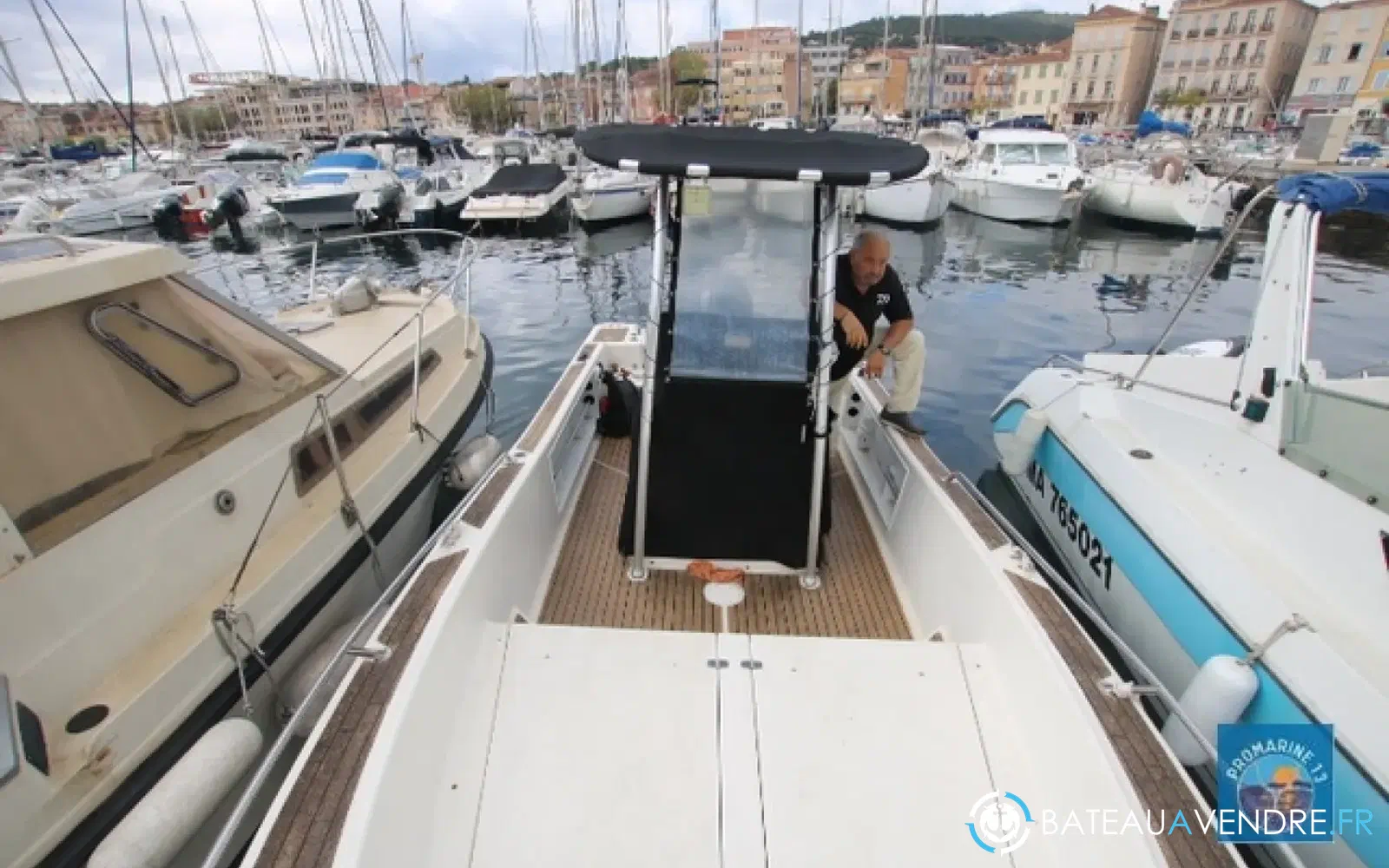 slider 3 Kelt White Shark 215