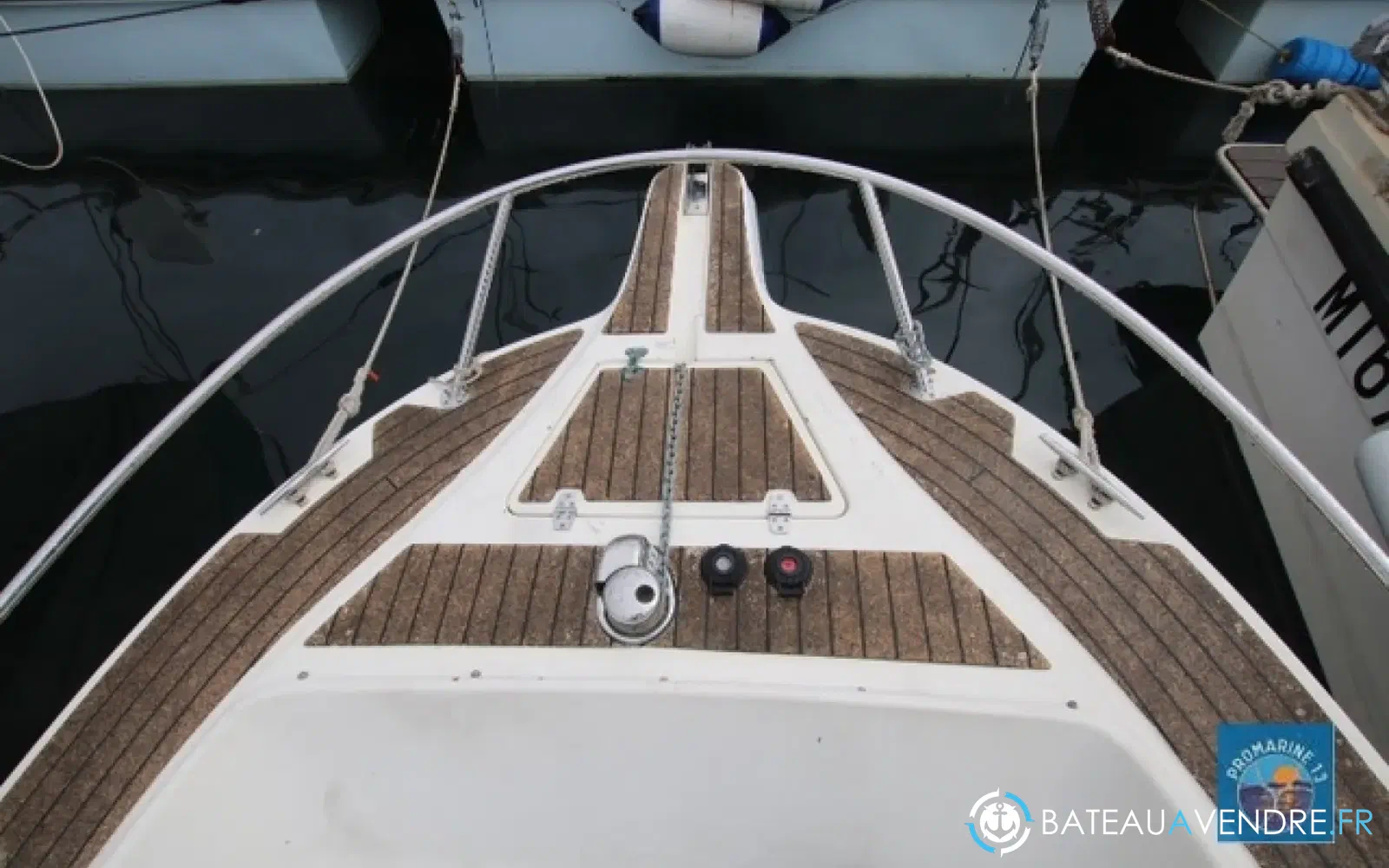 slider 6 Kelt White Shark 215