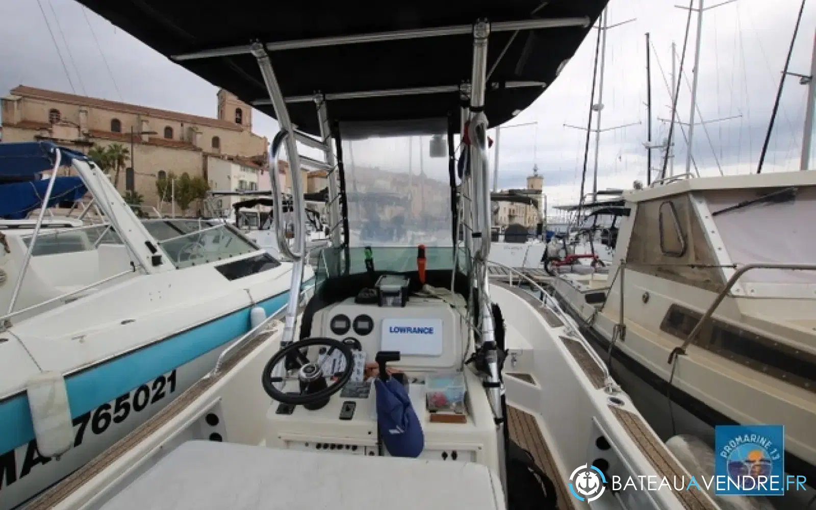 slider 8 Kelt White Shark 215
