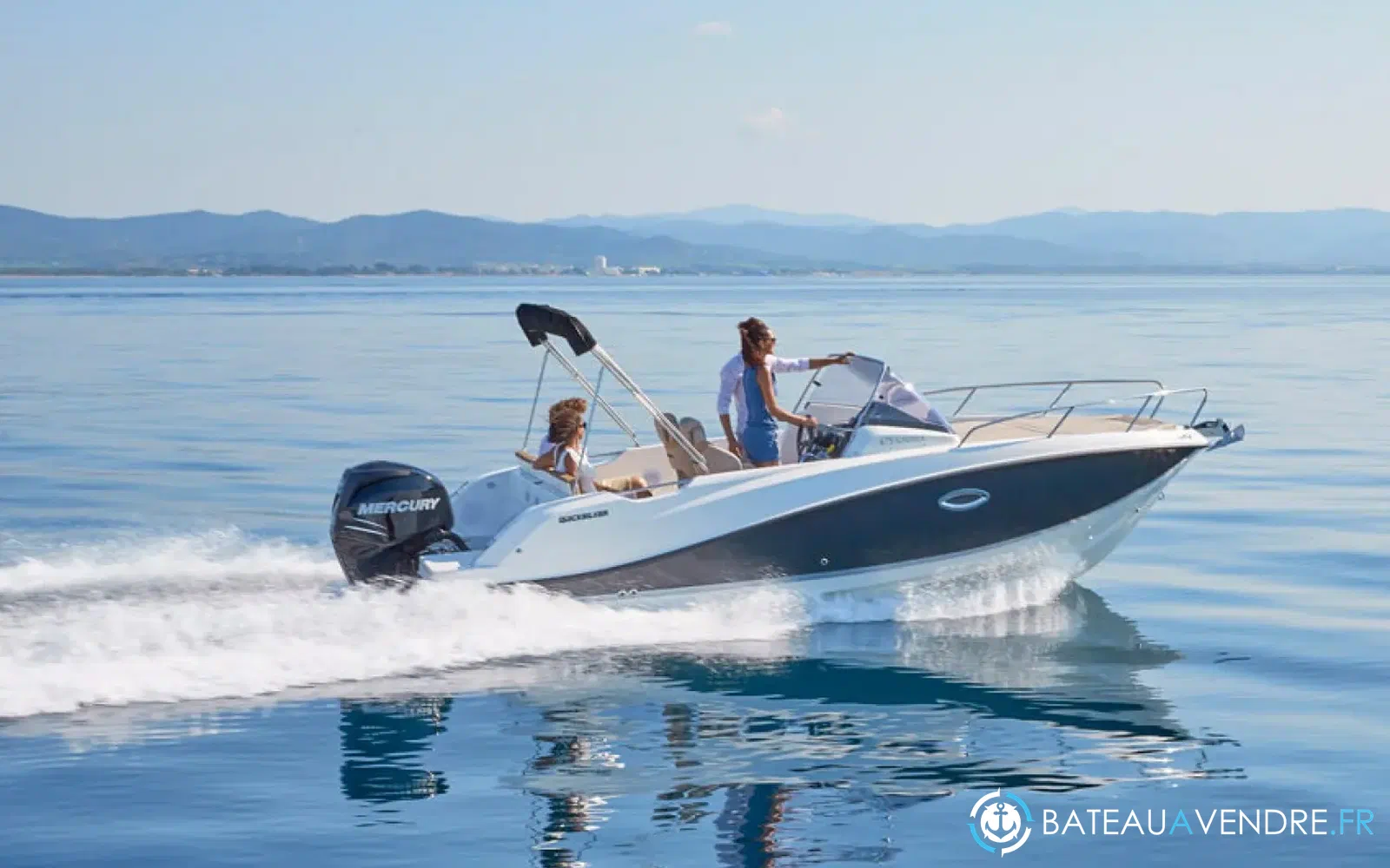 slider 2 Quicksilver 675 Sundeck