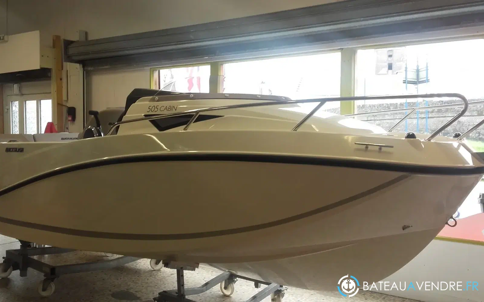 slider 1 Quicksilver Activ 505 Cabin