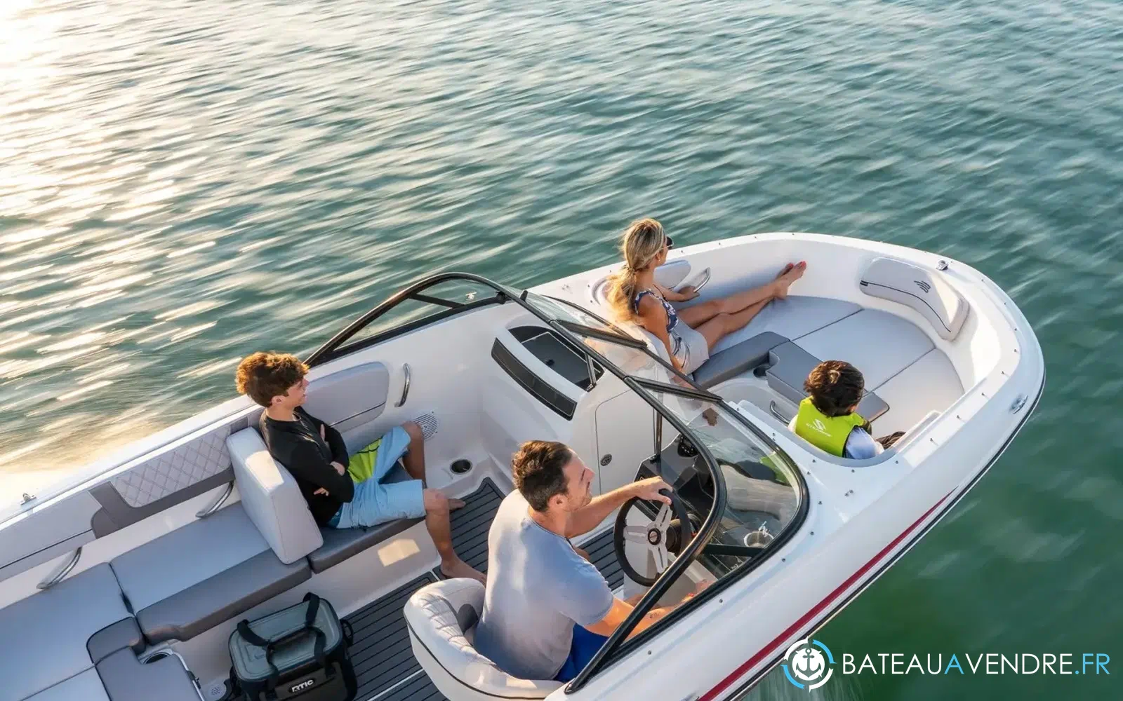 slider 3 Bayliner VR4 OB