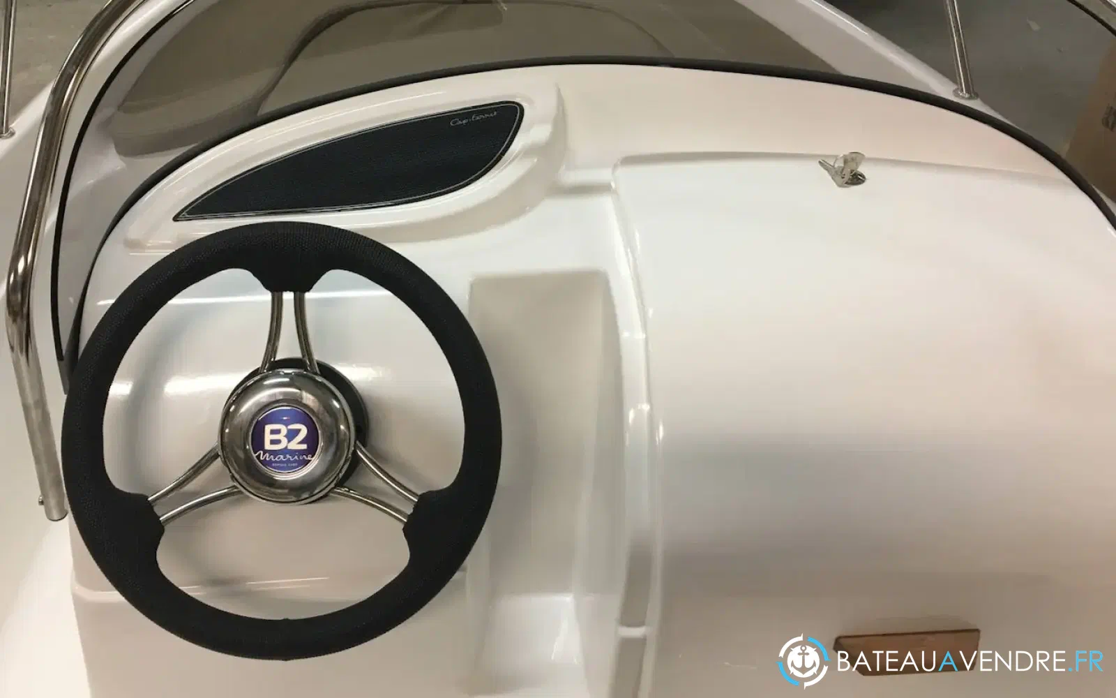 slider 4 B2 Marine 472