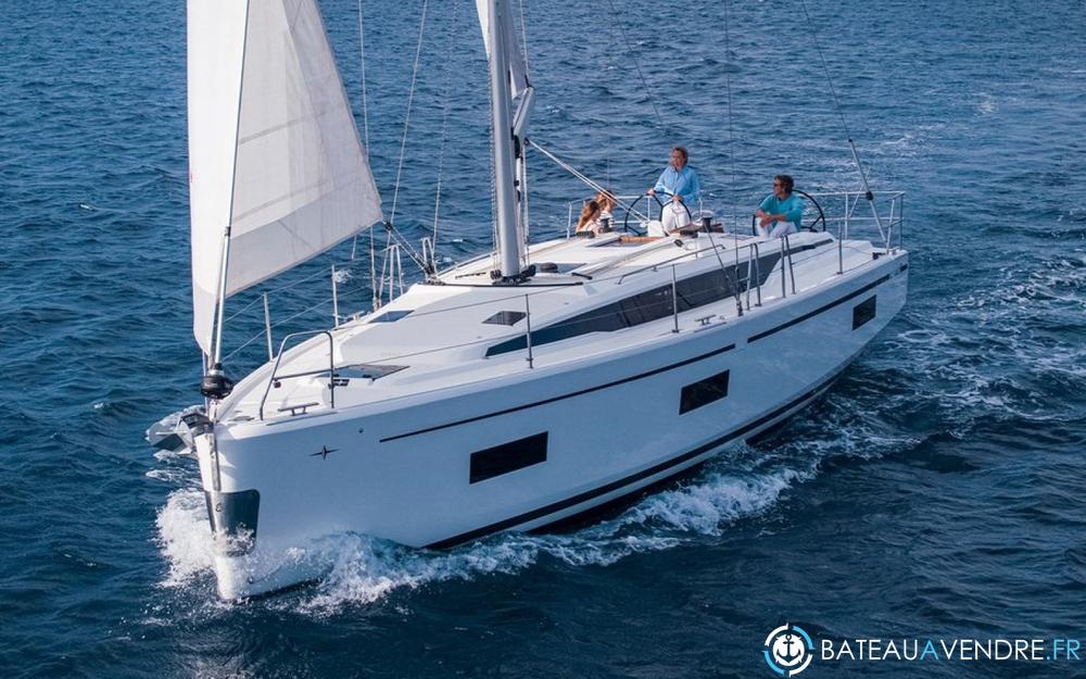 Bavaria C42  exterieur photo de présentation