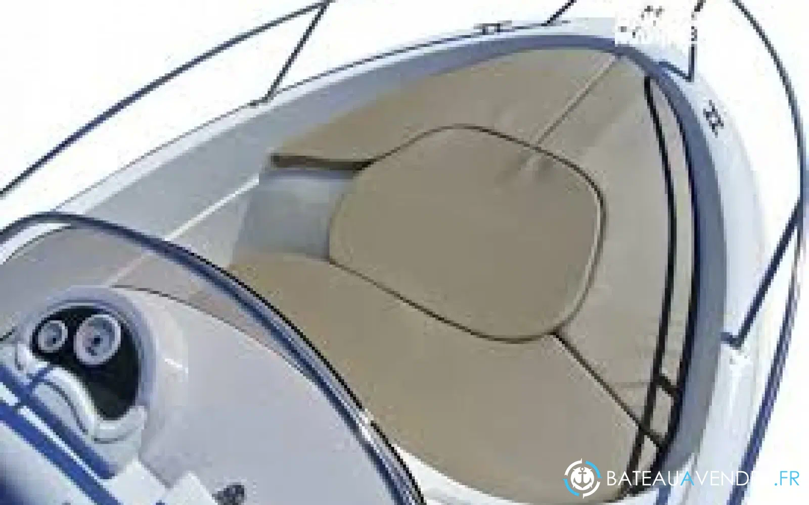 slider 1 B2 Marine Cap Ferret 522 Open