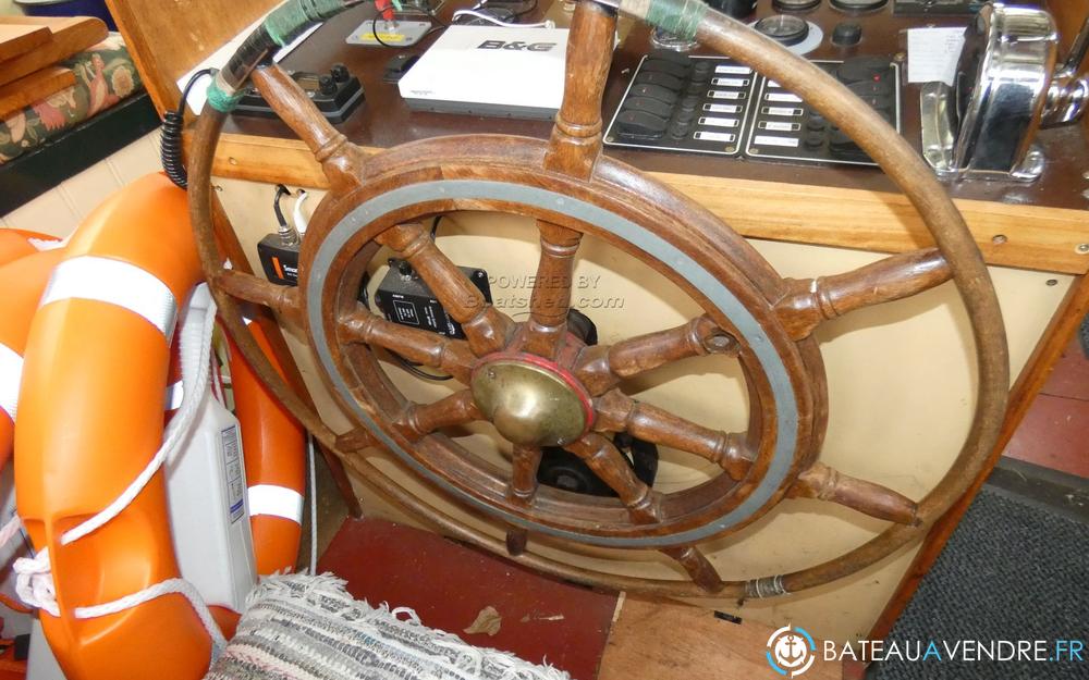 Dutch Barge Motor Barge electronique / cockpit photo 4