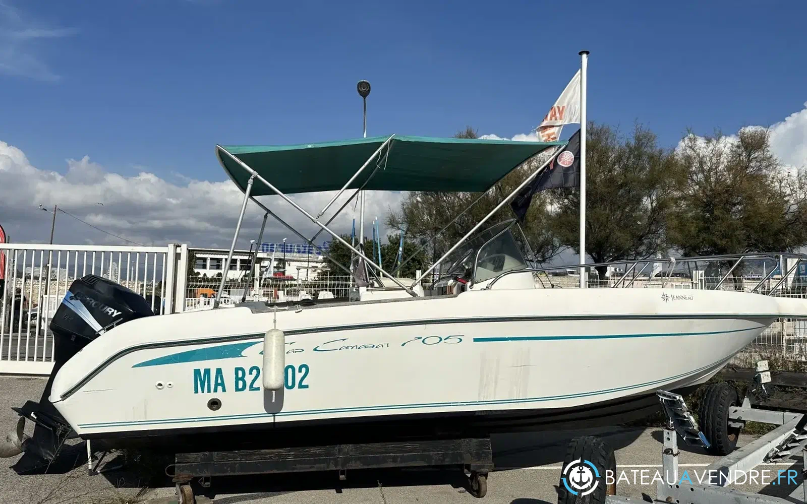 slider 2 Jeanneau Cap Camarat 705