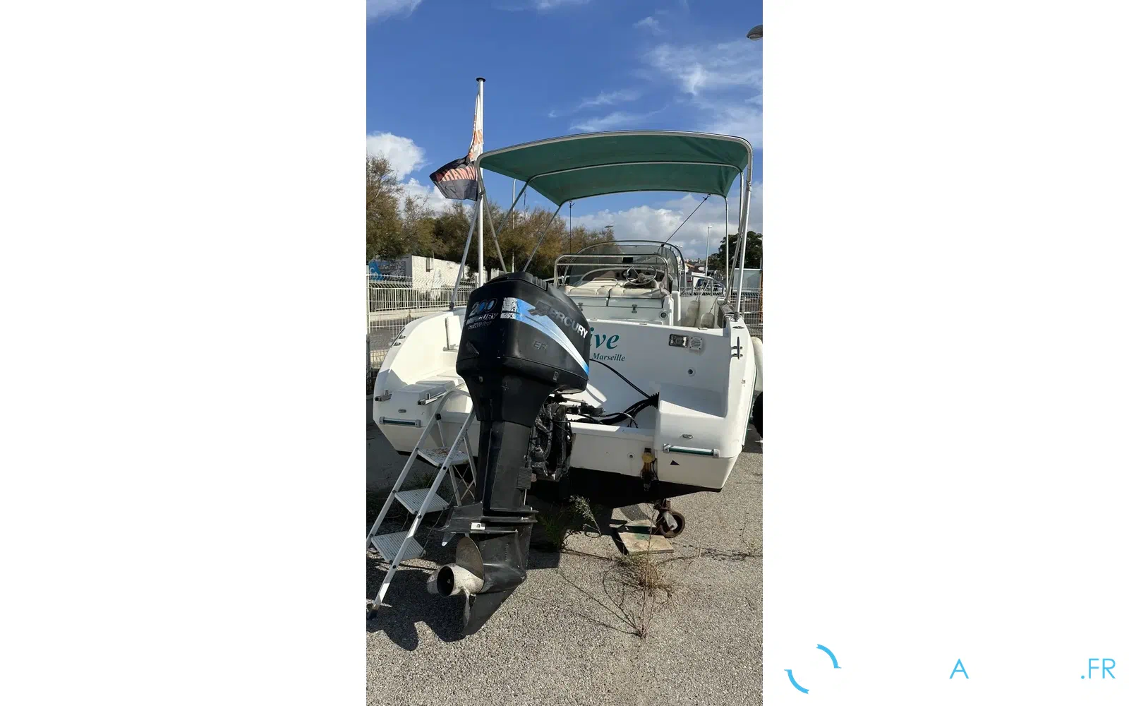 slider 3 Jeanneau Cap Camarat 705