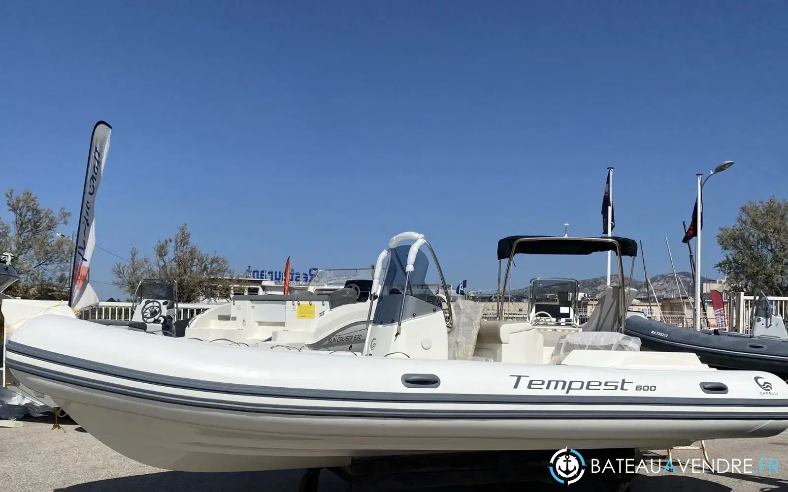 slider 0 Capelli Tempest 600