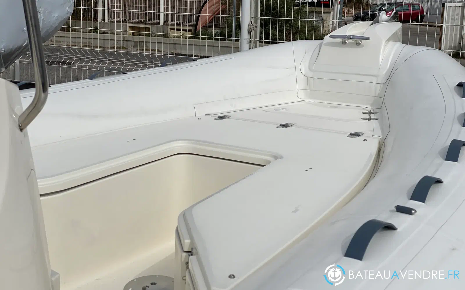 slider 9 Capelli Tempest 600