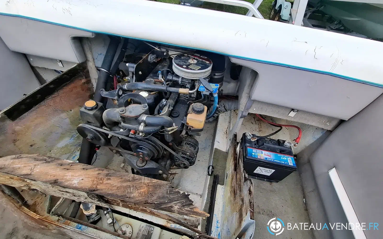 slider 15 Bayliner Capri 2052