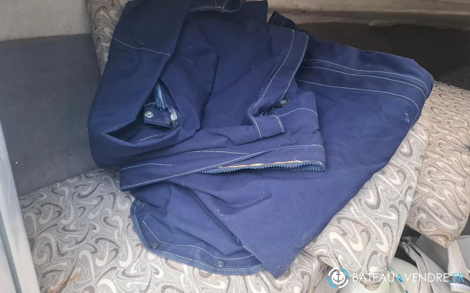 slider 19 Bayliner Capri 2052