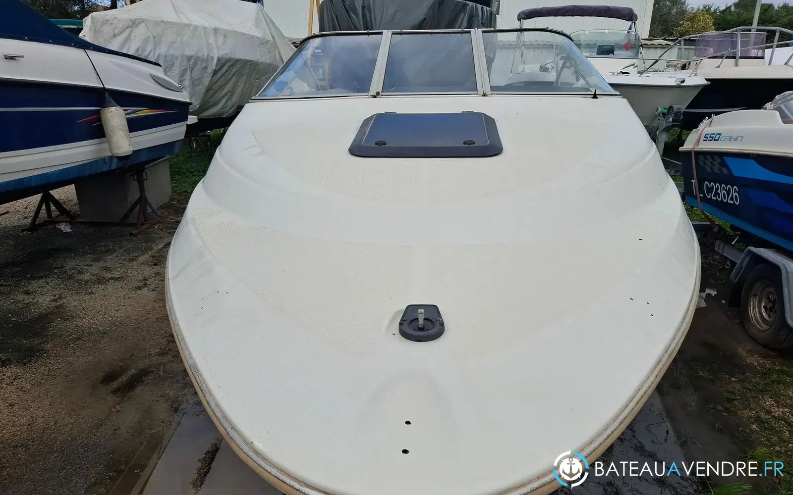 slider 21 Bayliner Capri 2052