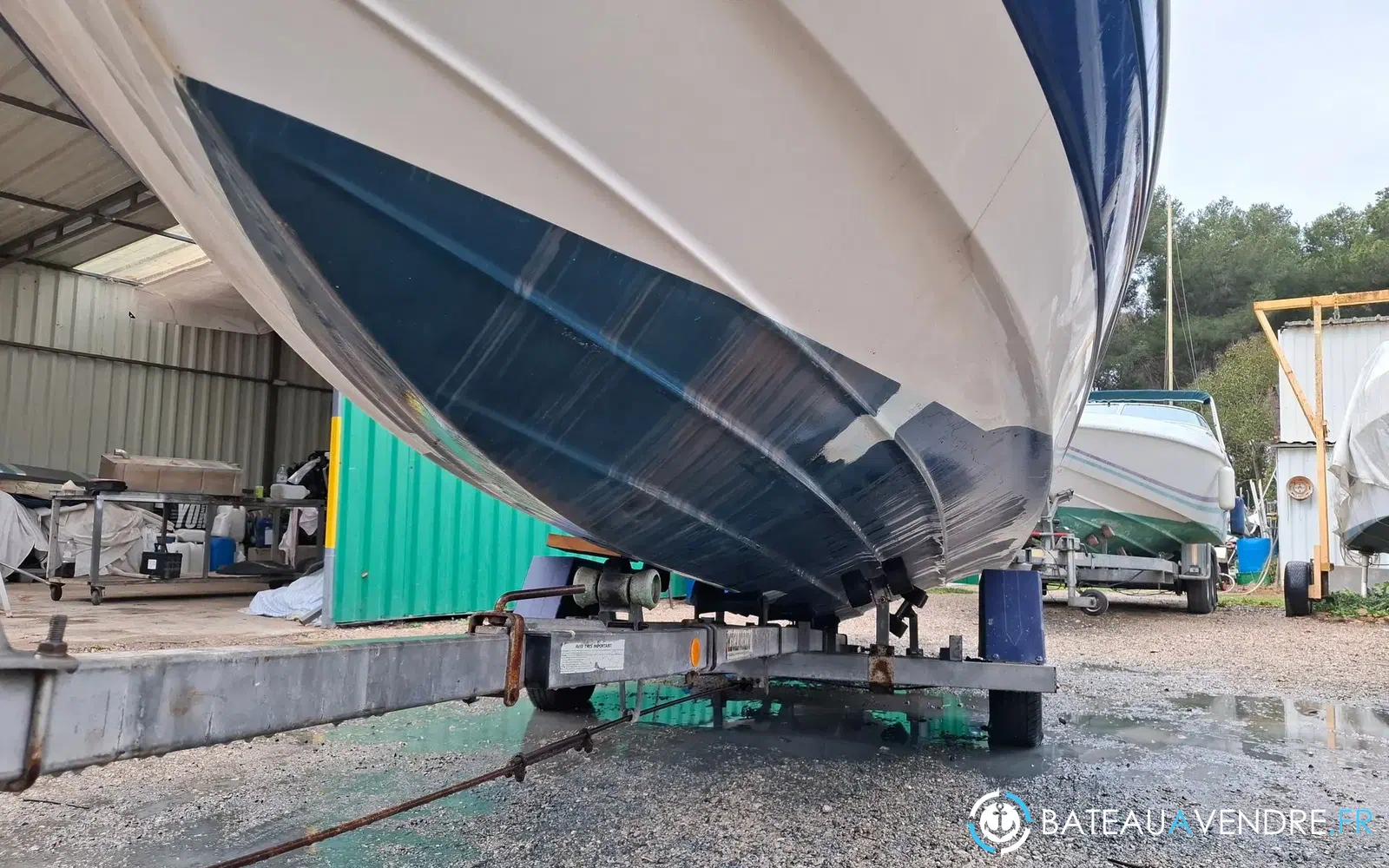 slider 6 Bayliner Capri 2052
