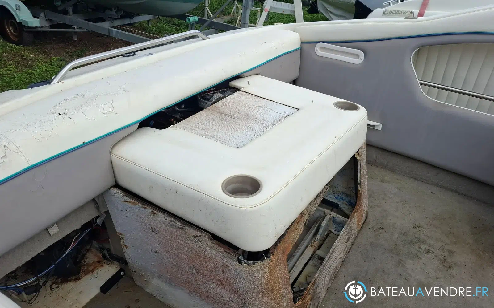 slider 22 Bayliner Capri 2052