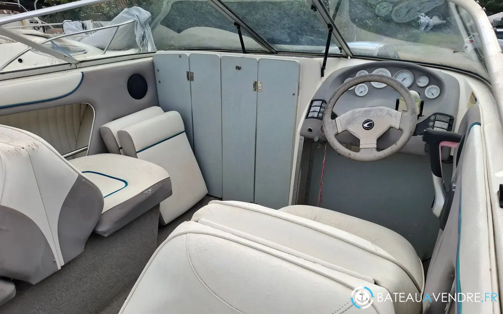 slider 23 Bayliner Capri 2052