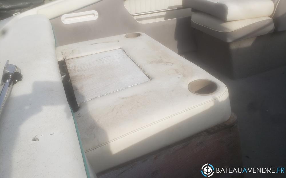 Bayliner Capri 2052 interieur photo 5