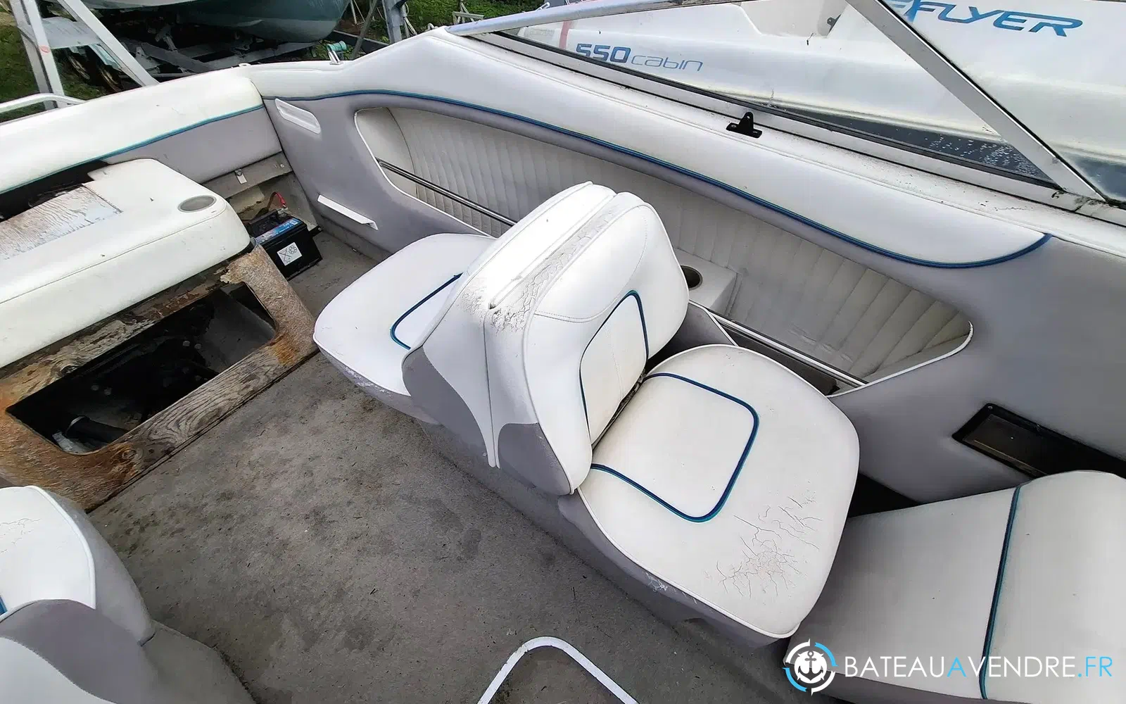 slider 8 Bayliner Capri 2052