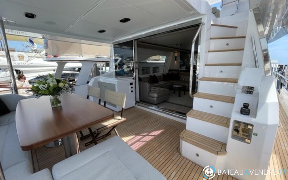 Azimut 72 interieur photo 3