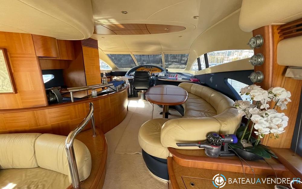 Azimut 62 interieur photo 3