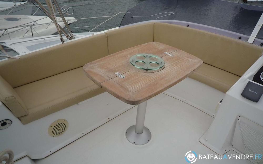 Beneteau Swift Trawler 34 interieur photo 4