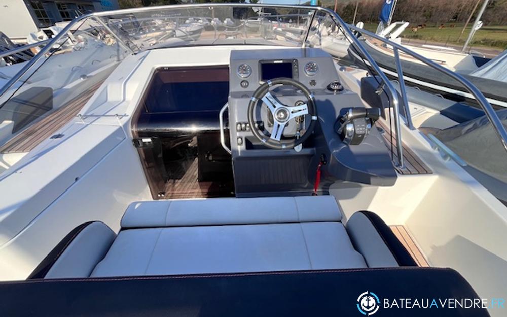 Beneteau Flyer 8.8 SUNdeck electronique / cockpit photo 4