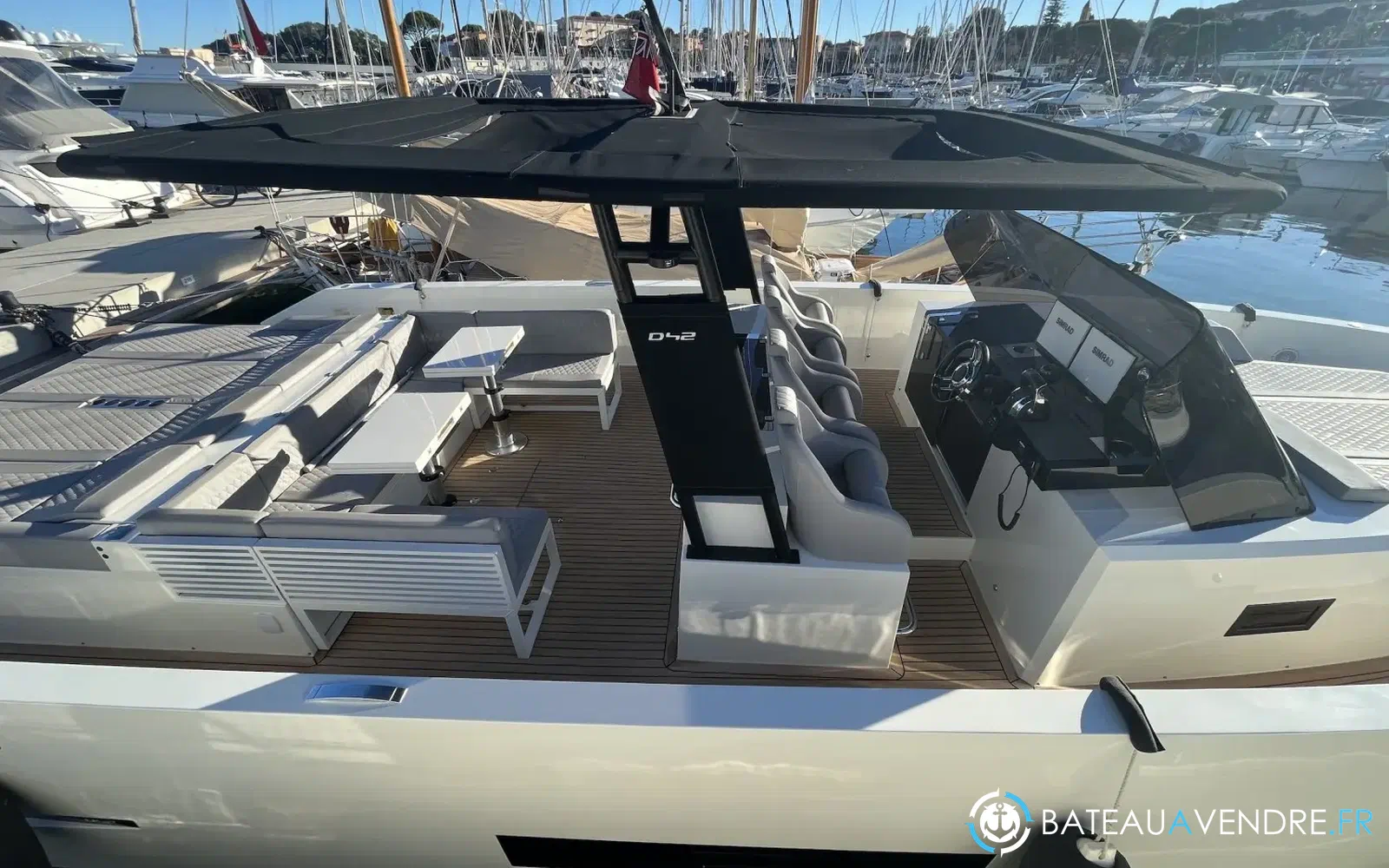slider 1 De Antonio Yachts D42
