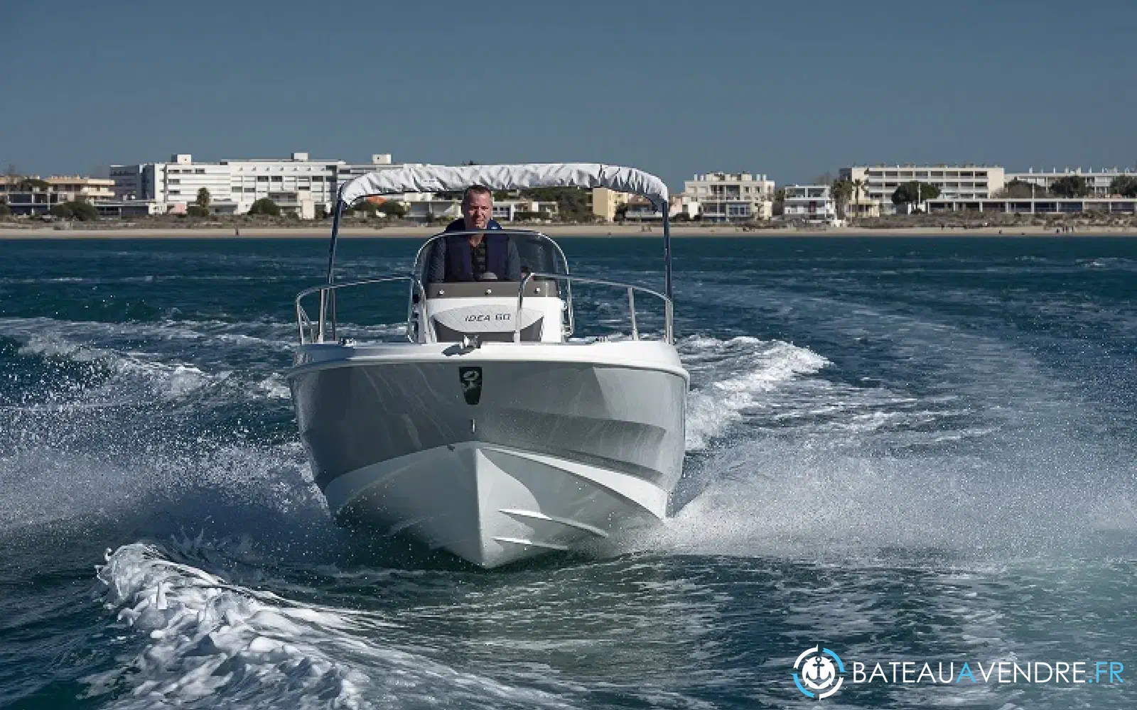 slider 1 Idea Marine 60 Open