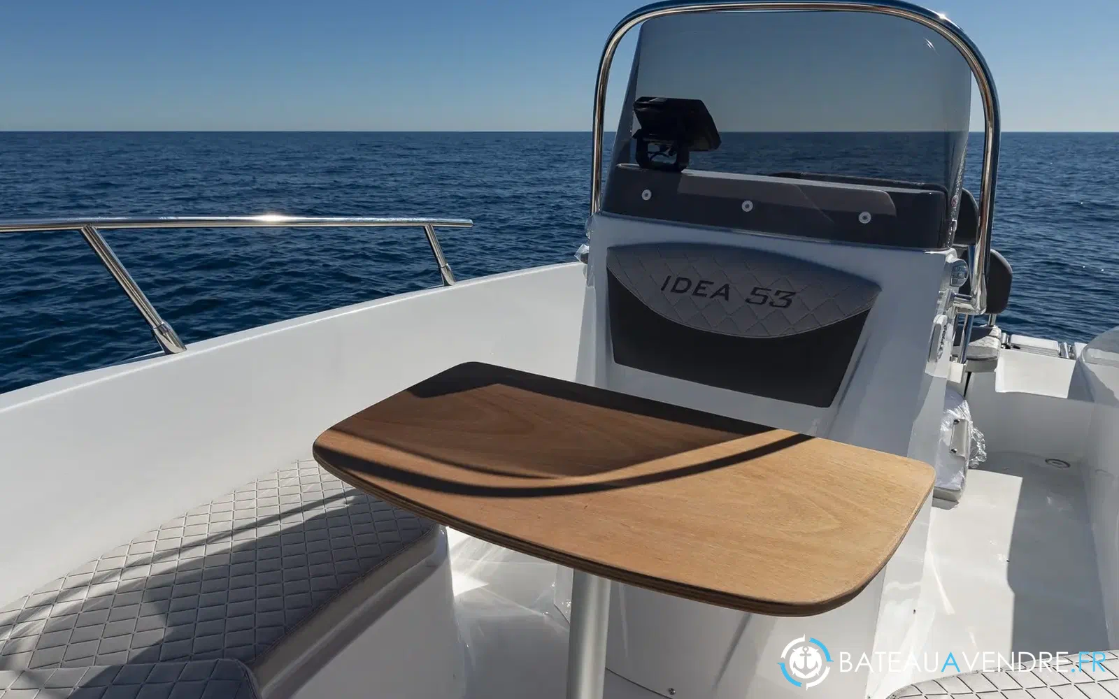 slider 8 Idea Marine 53 Open
