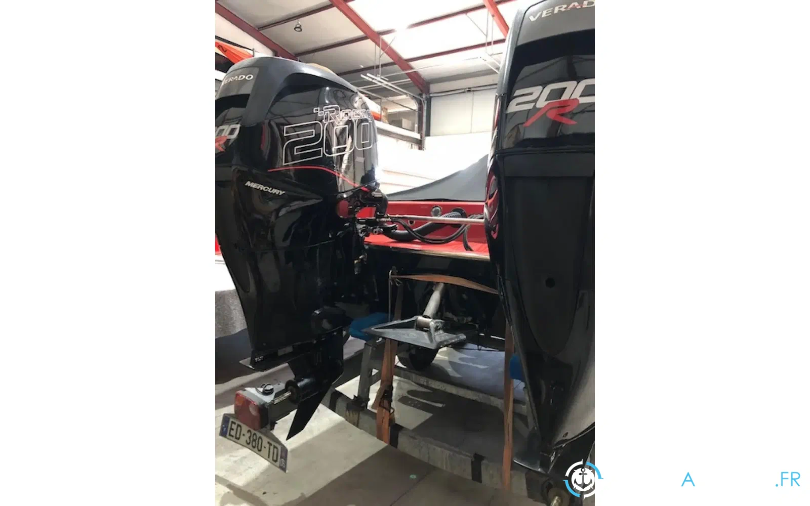 slider 1 Douglas Marine Skater 24