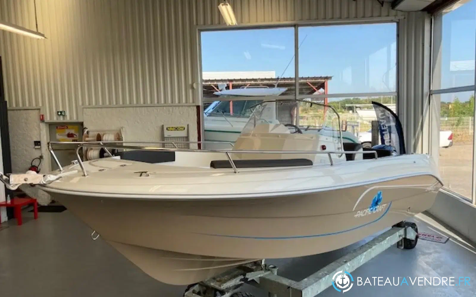 slider 0 Pacific Craft 625 Open