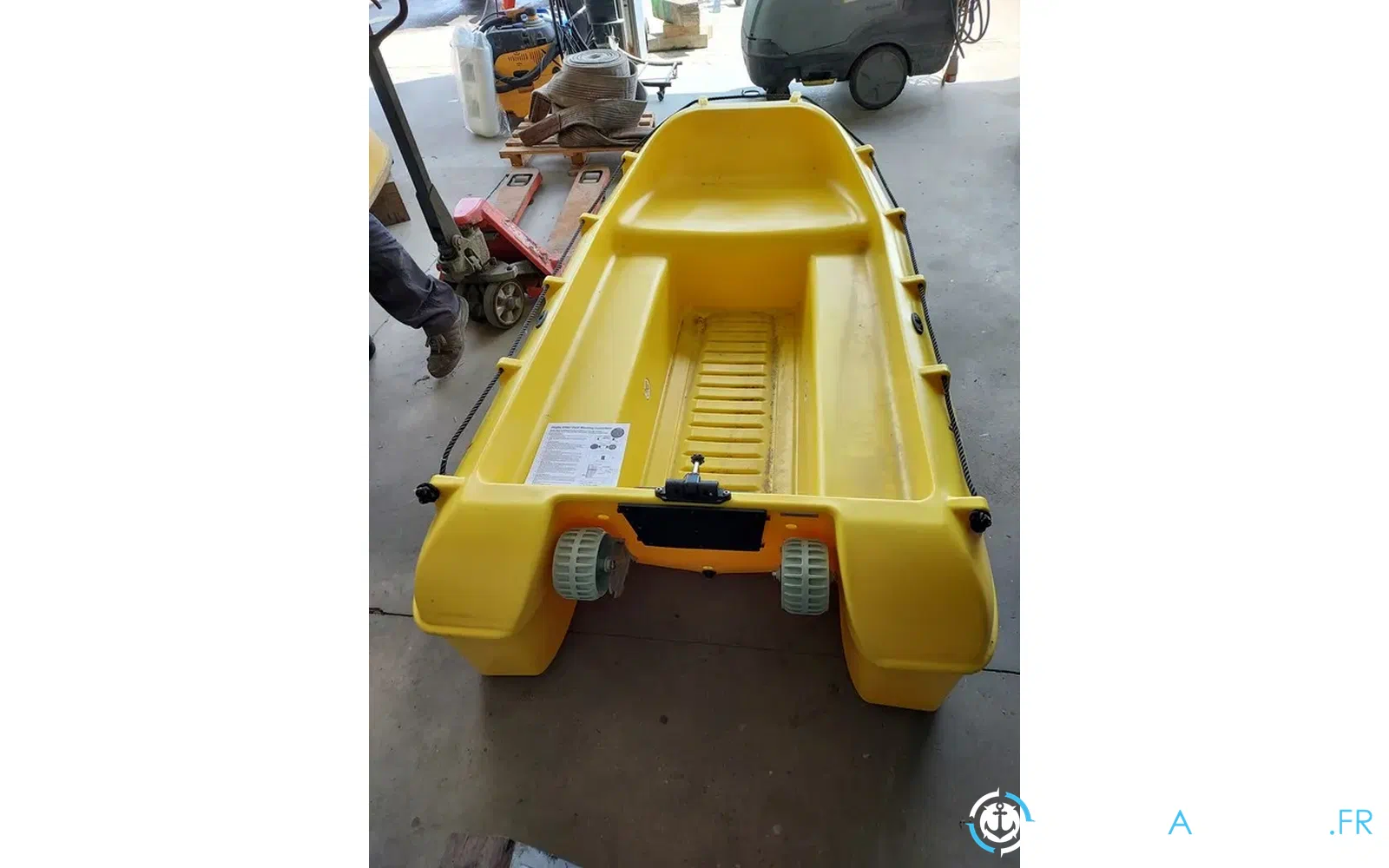 slider 2 Whaly 210