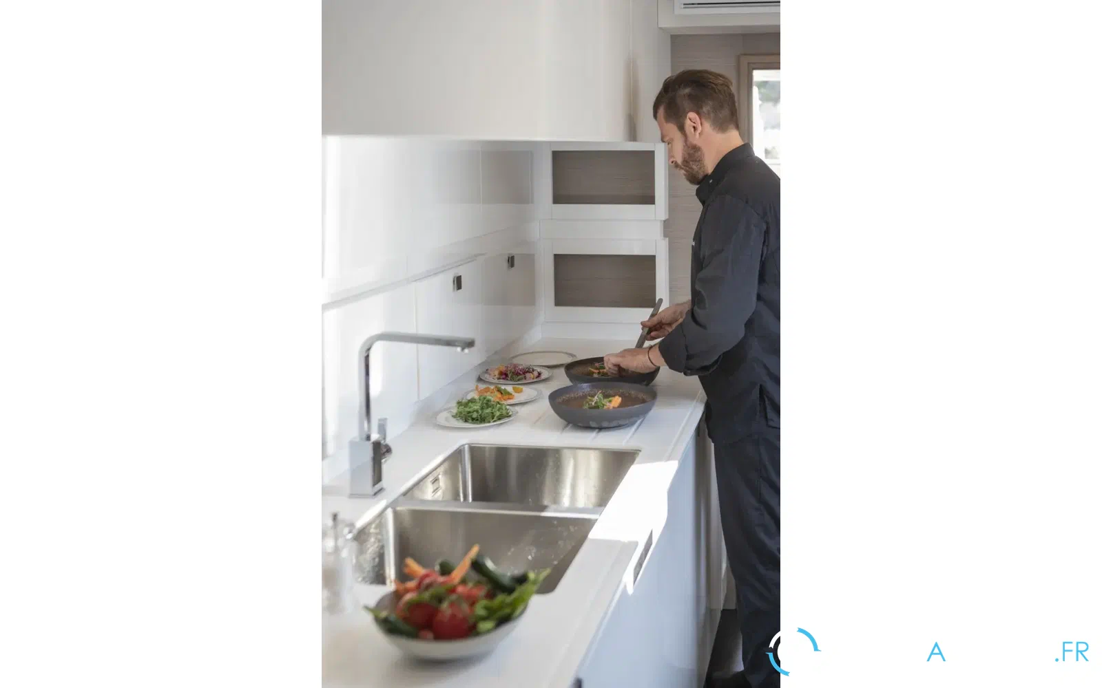 slider 101 Fountaine Pajot Samana 59