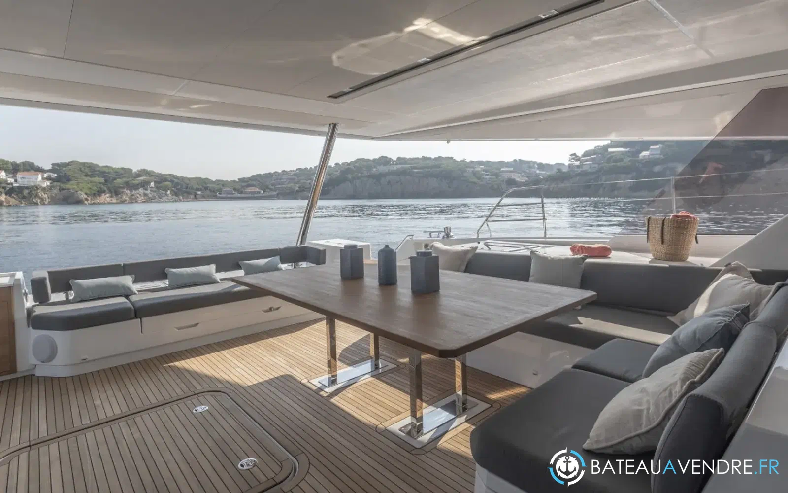 slider 39 Fountaine Pajot Samana 59