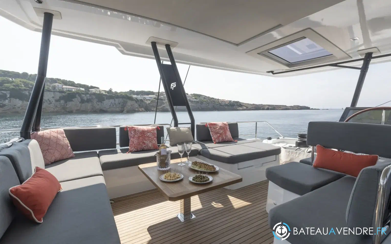 slider 69 Fountaine Pajot Samana 59