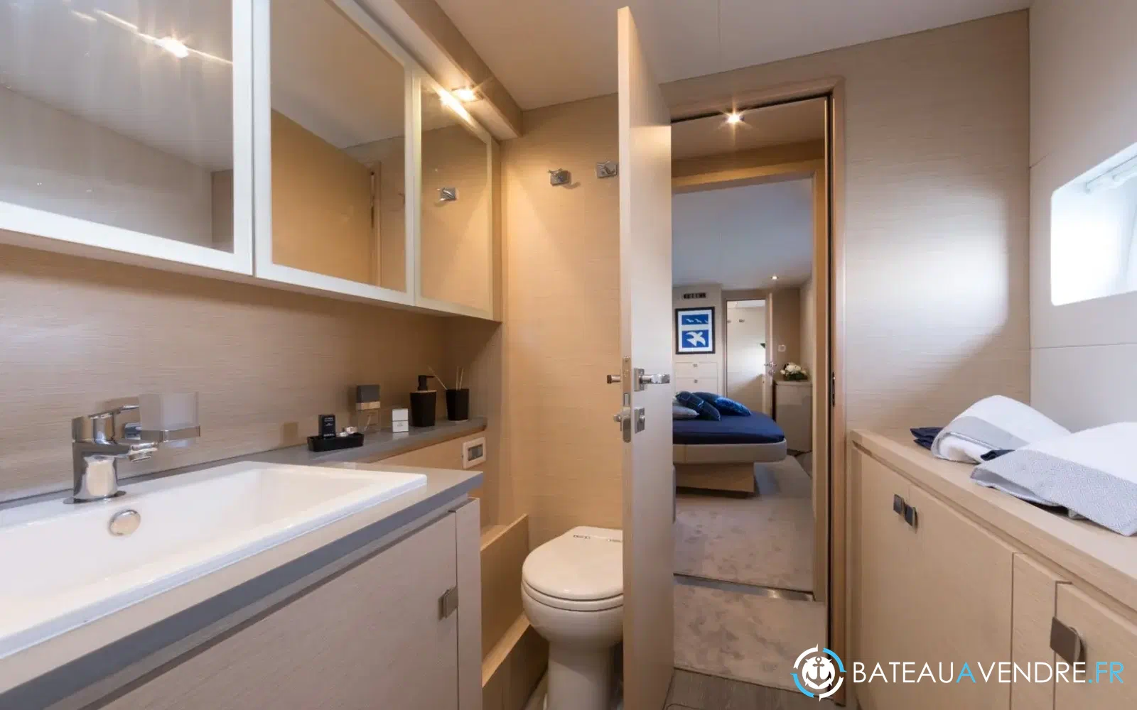 slider 11 Fountaine Pajot My 6