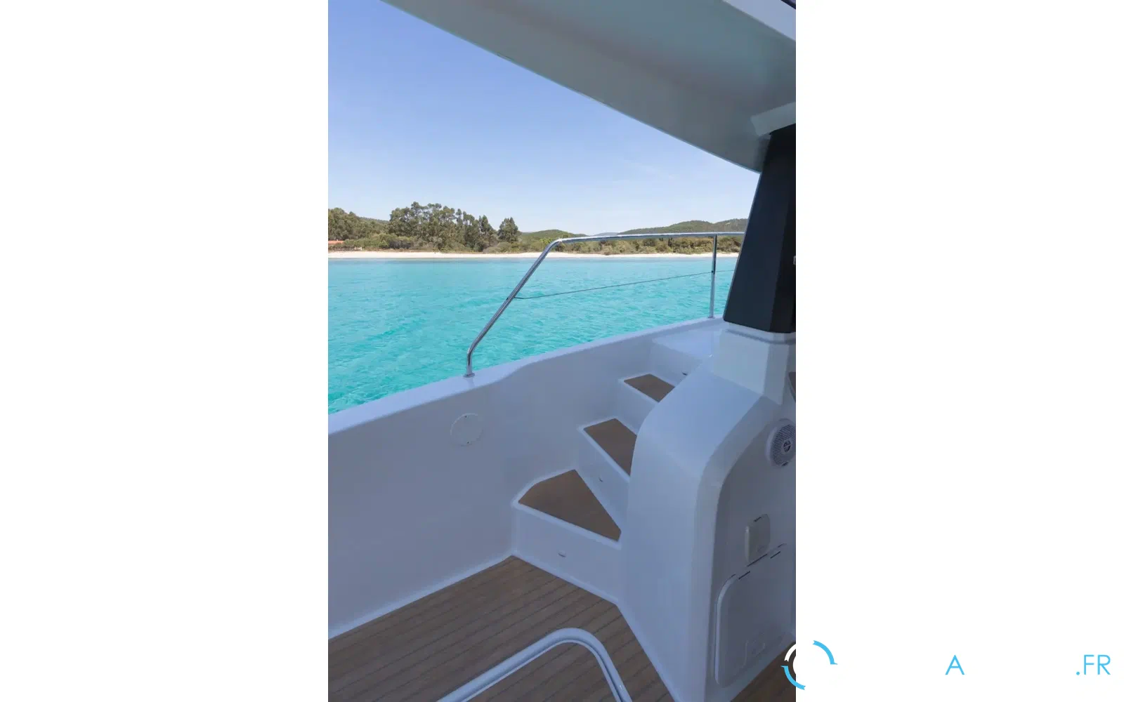 slider 7 Fountaine Pajot My 6