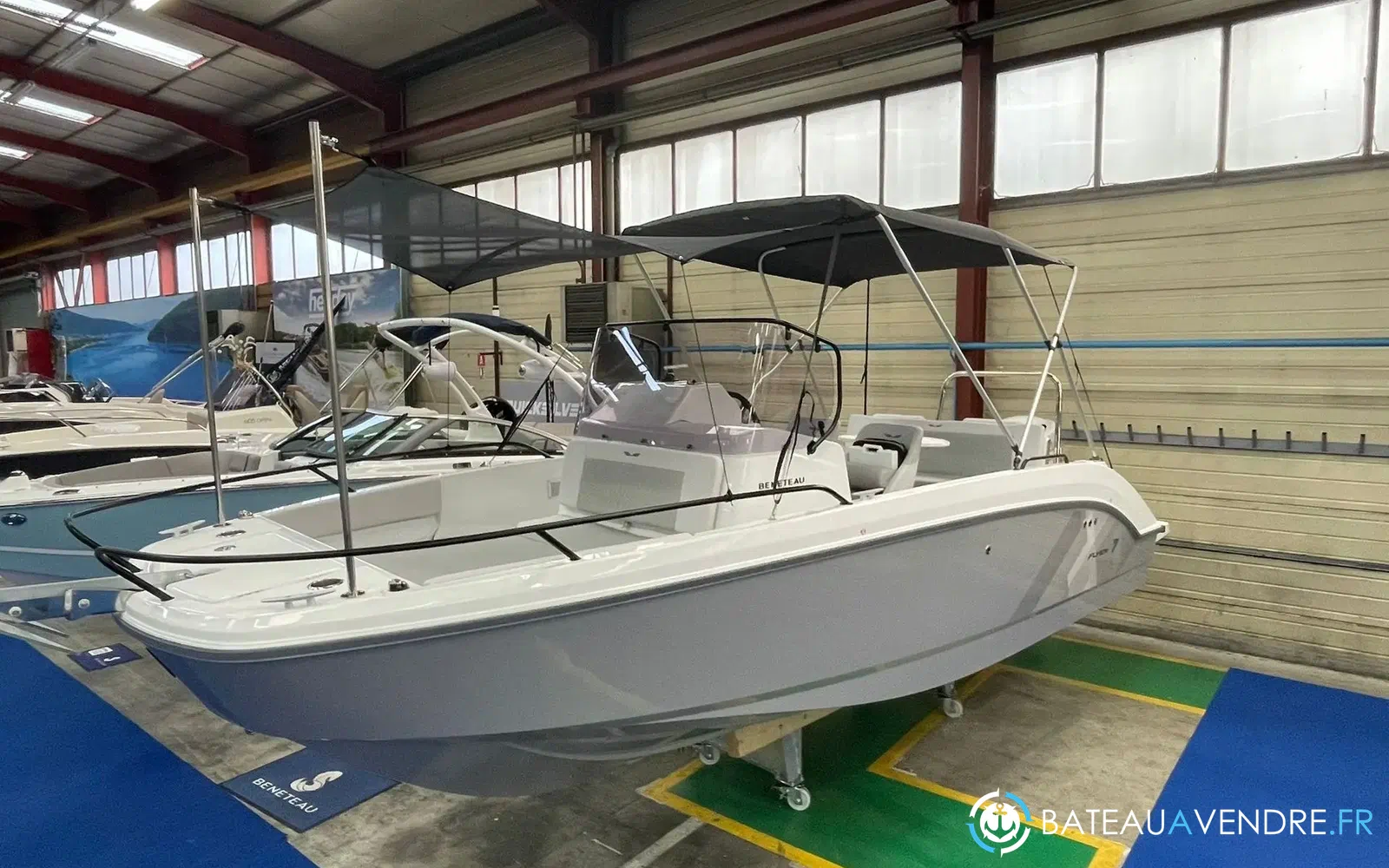 slider 0 Beneteau Flyer 7 SPACEdeck