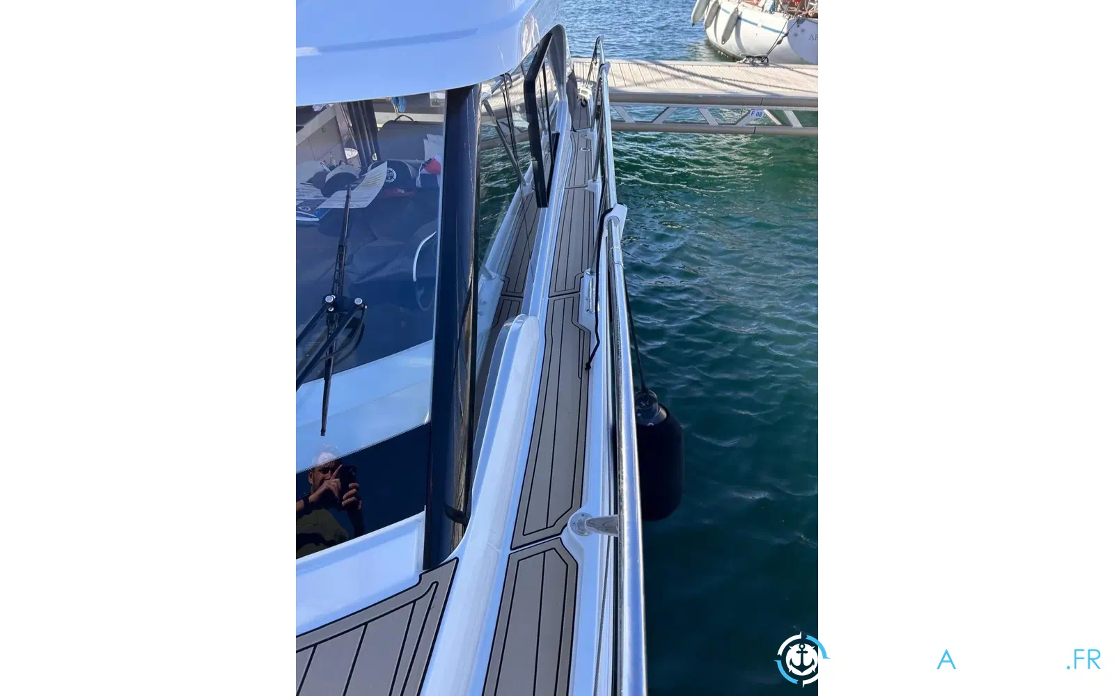 slider 11 Beneteau Antares 11 Fly